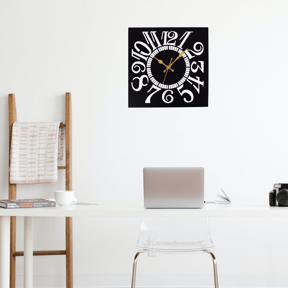 Metal Wall Clock for Living Room, Bedroom, Office, Kitchen, Home and Hall