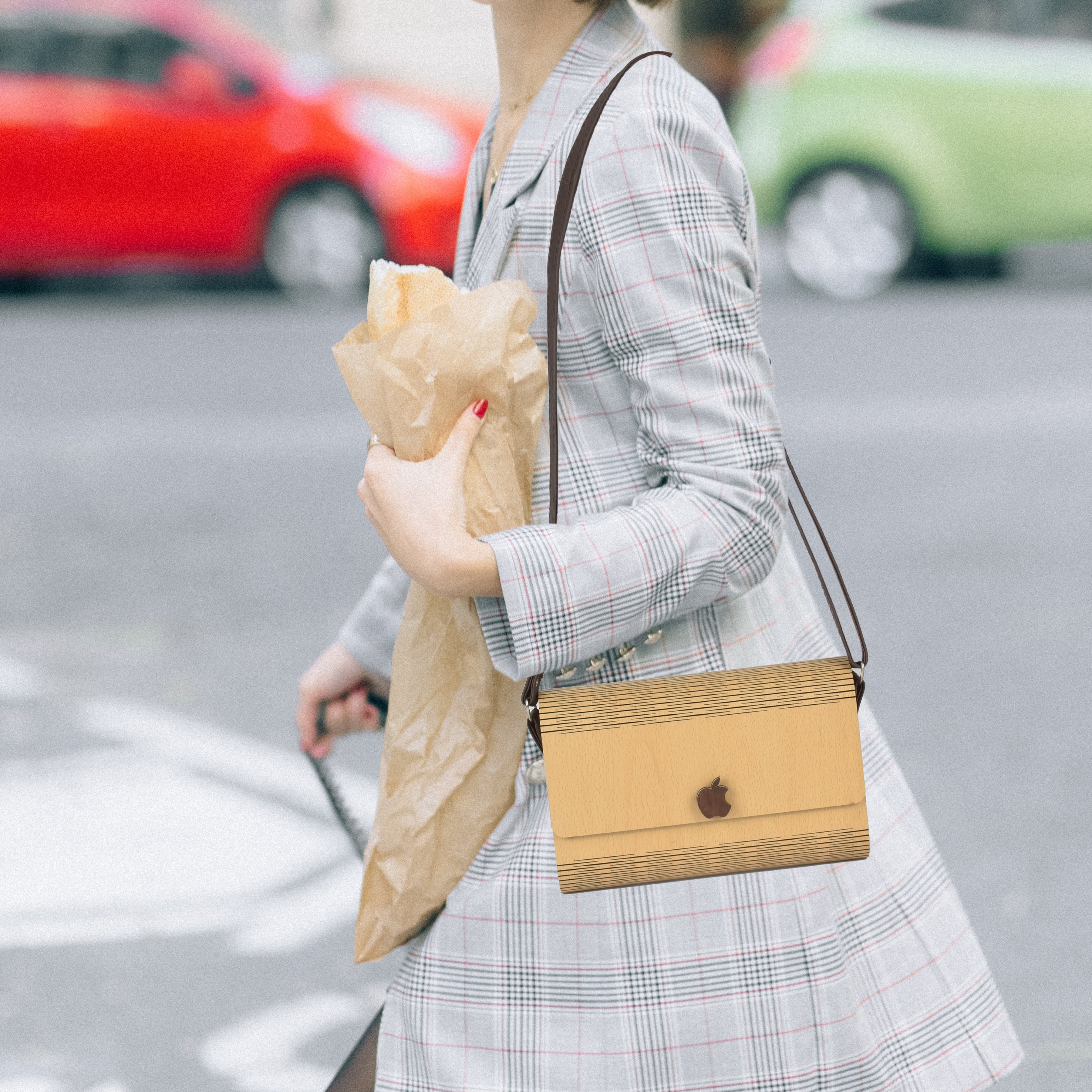 Women's Round Shape Decorative Lesser Cutting Wooden Purse