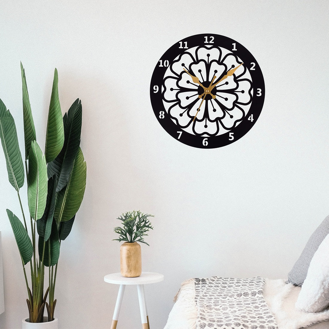 Metal Wall Clock for Living Room, Bedroom, Office, Kitchen, Home and Hall