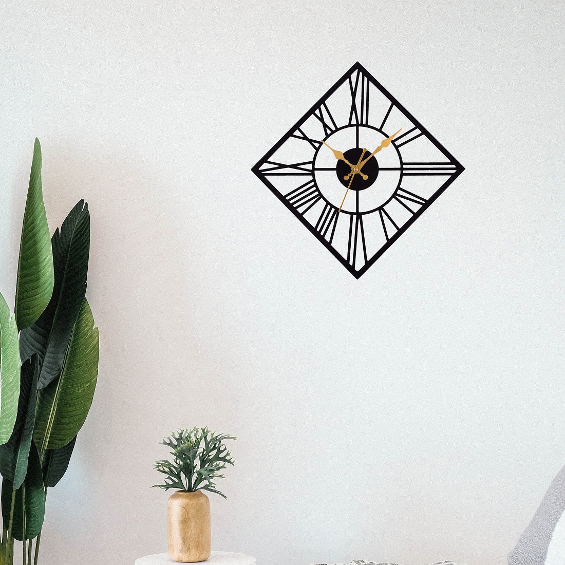 Metal wall clock for home or office, best for gift